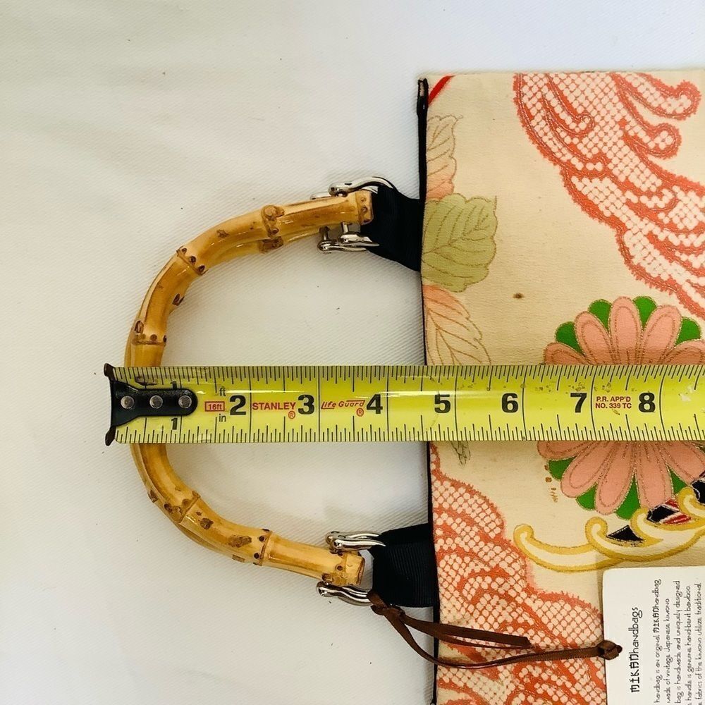 Collectible MIKAN HANDBAG MADE FROM A VINTAGE KIMONO - Picture 7 of 13